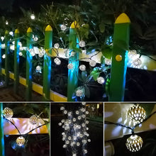 Laden Sie das Bild in den Galerie-Viewer, Solar Lampe,LED Solarbetriebenes Lichterketten ,20/30/50 LED Solar Marokkanische Lichterketten Außen，8 Modi Solar Kristall Kugeln für Garten,Bäume,Terrasse,Weihnachten,Hochzeiten,Partys