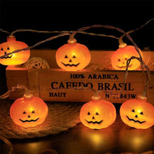 Laden Sie das Bild in den Galerie-Viewer, Solar Lichterkette Halloween 13 Model Halloween Deko Halloween Licht Outdoor Halloween Lichter Urlaub Dekorative Licht Wasserdicht Lichter für Garten Hof Glowing Schädel Hände Garten Rasen Lampe