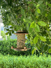 Laden Sie das Bild in den Galerie-Viewer, Solar Vogelfütterer, außerhalb hängendes Vogelhaus, Gartenlaterne Licht Vogelhaus Wandbehang im Freien Vogelhäuschen für die Fütterung von Wild Bird Garden Yard außerhalb Dekor