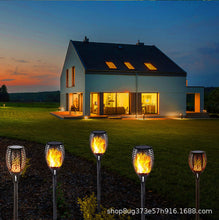 Laden Sie das Bild in den Galerie-Viewer, 4 Stück 58CM Solar Gartenfackeln 33 LED Solarlampen für Außen, gabless , Gartenfackeln Solar Flammenlicht, Solarleuchten Garten außen mit Flammeneffekt, IP65 wasserdicht, Solarleuchten für Außen Terrasse, Rasen, Balkon