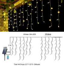 Laden Sie das Bild in den Galerie-Viewer, Solar Eisregen Lichterkette Außen, 3/5/6m 128/256/264 LEDs Weihnachtsbeleuchtung,8 Modi Lichterketten Vorhang, IP44 wasserdicht für Innen Außen Weihnachtsdeko, Schlafzimmer , Party, Balkon, Garten Deko